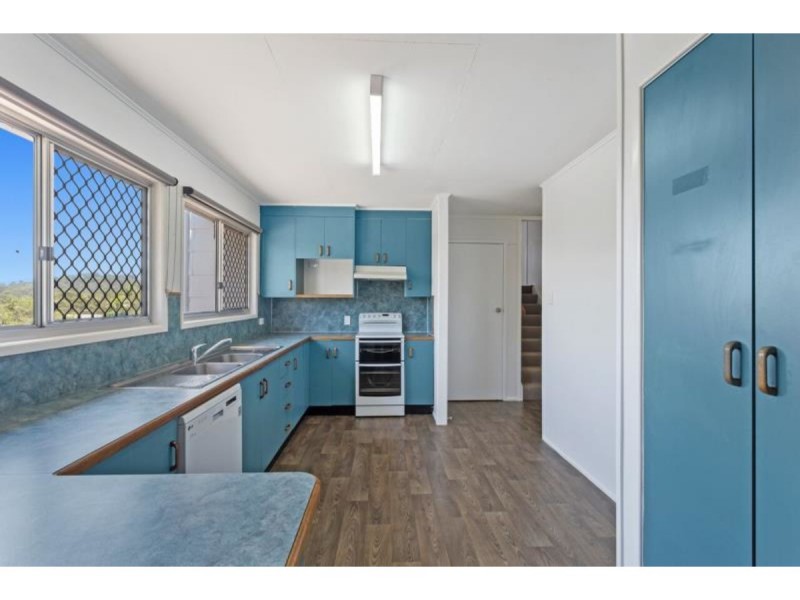 4 Broughton Street, Kawana QLD 4701